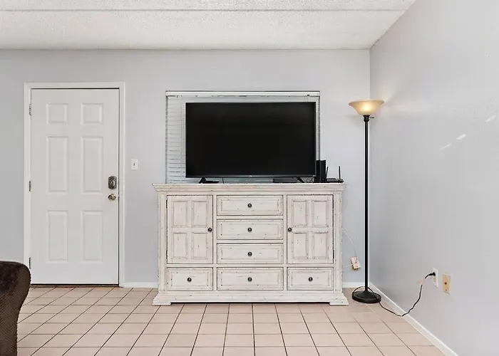 2 Bed 2 Bath 1St Fl Condo By Beach W Washer Dryer