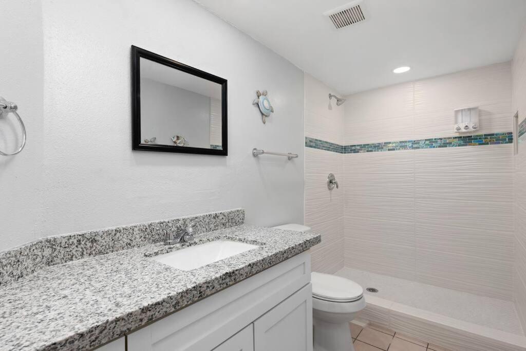 Holiday home 2 Bed 2 Bath 1st Fl By W Washer Dryer *