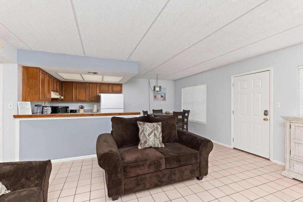 Holiday home 2 Bed 2 Bath 1st Fl By W Washer Dryer *
