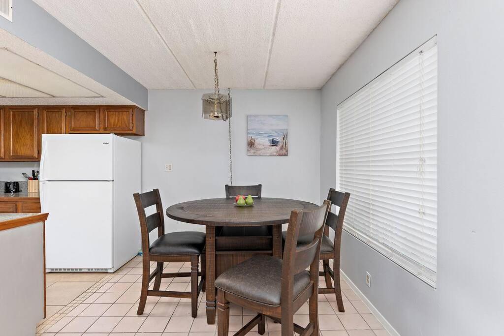 2 Bed 2 Bath 1st Fl By W Washer Dryer *