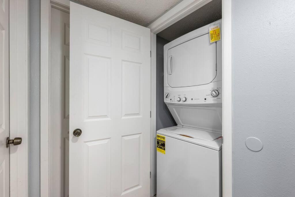 2 Bed 2 Bath 1st Fl By W Washer Dryer
