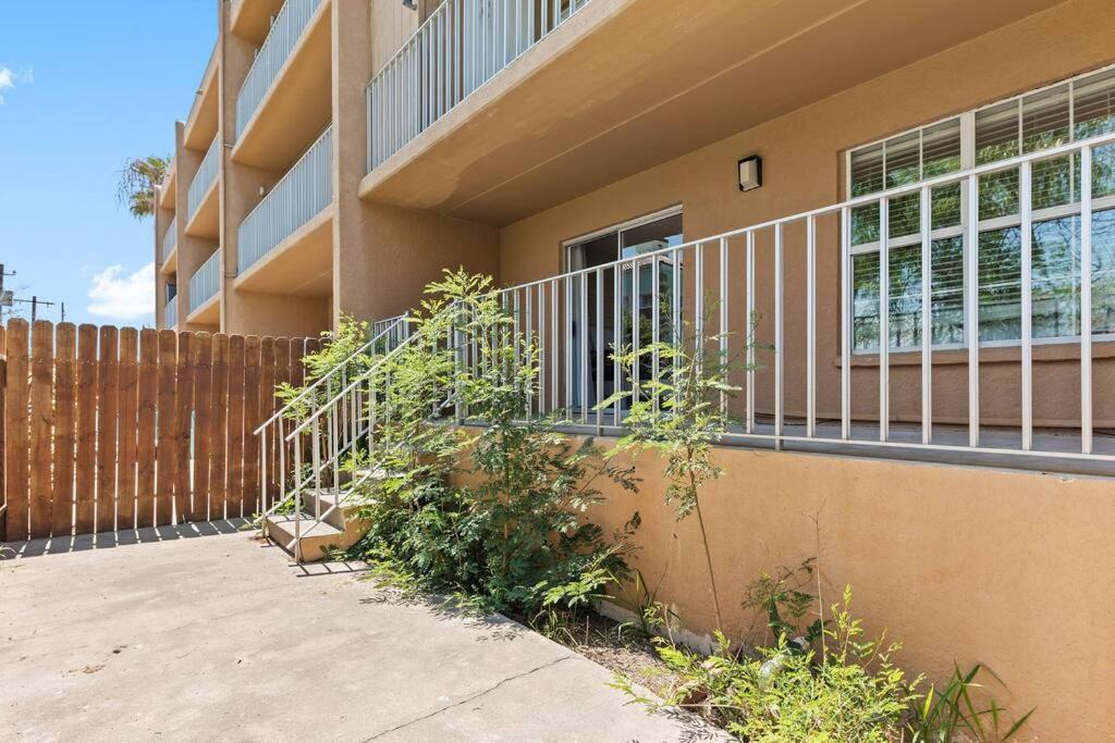 2 Bed 2 Bath 1st Fl By W Washer Dryer *